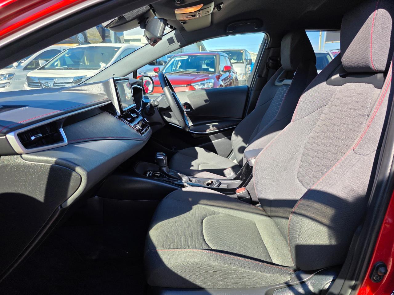 2018 Toyota Corolla Sports Hybrid with Reversing Camera, Parking Sensors, Cruise Control ! Carousel 7