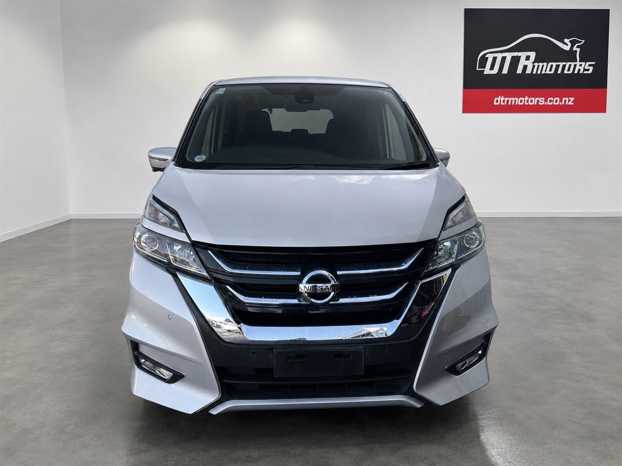 2019 Nissan Serena 5D HIGHWAY STAR V SELECTION II Carousel 6