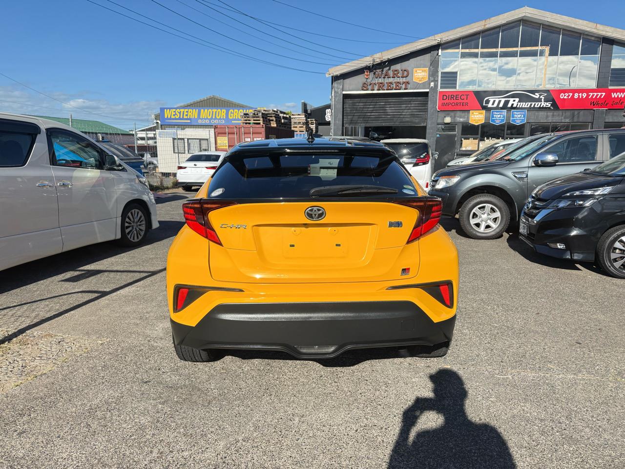 2019 Toyota C-HR GR Sprts Hybrid with Reversing Camera, Cruise Control ! Carousel 13