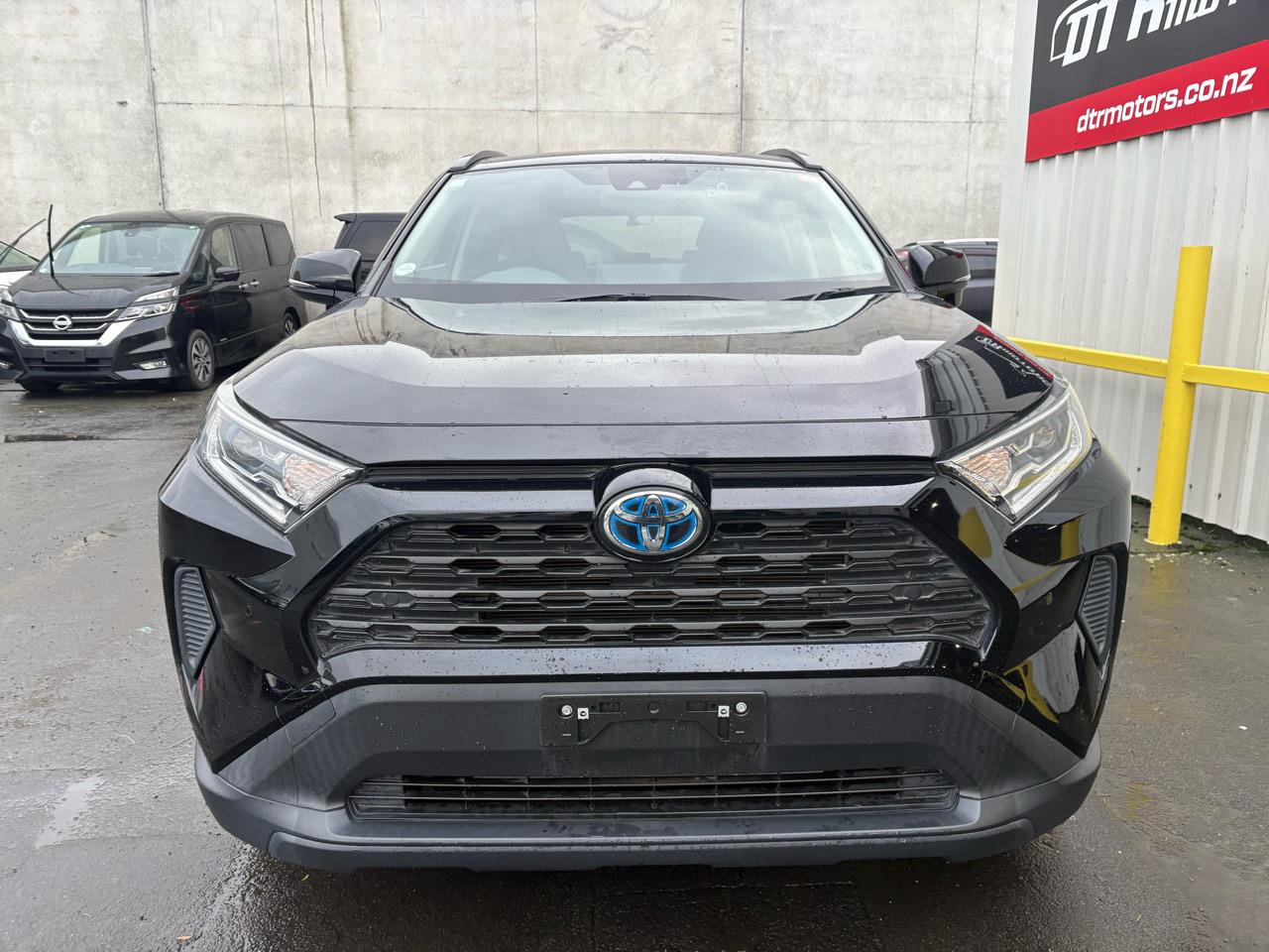 2020 Toyota RAV4 HYBRID X Carousel 8