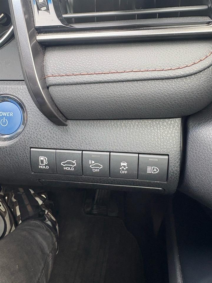 2019 Toyota Camry HYBRID G PACKAGE Carousel 2