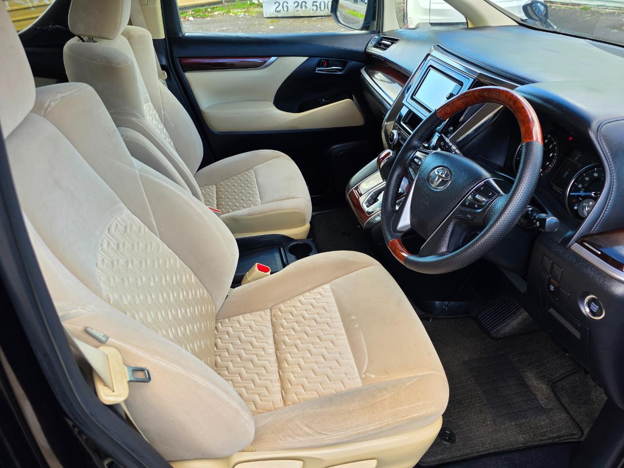 2016 Toyota VELLFIRE 2.5Z 8 Seaters with Reversing Camera, Parking Sensors ! Carousel 4