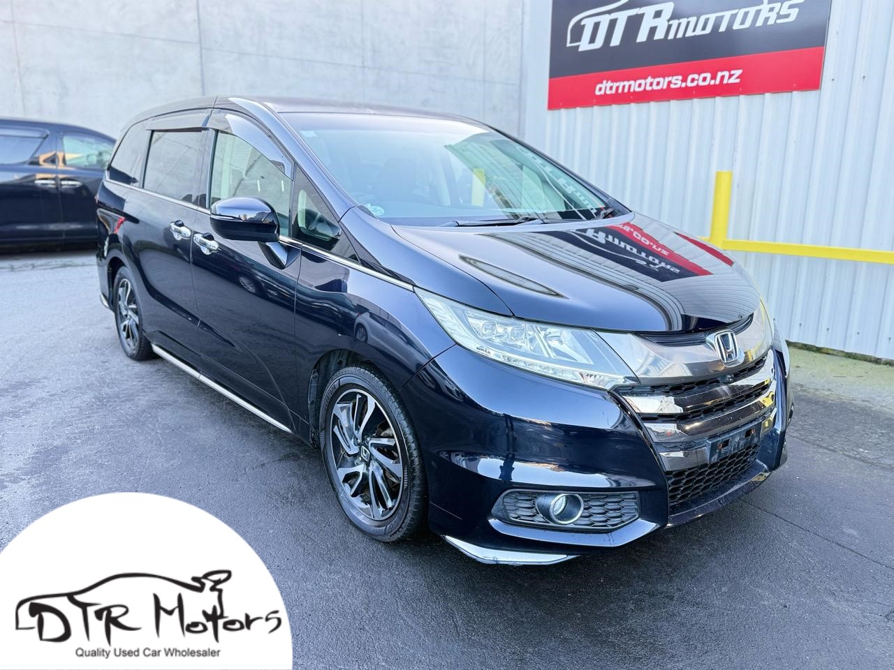 2013 Honda Odyssey Absolute, Half Leather Seat, Cruise Control, Reversing Camera !