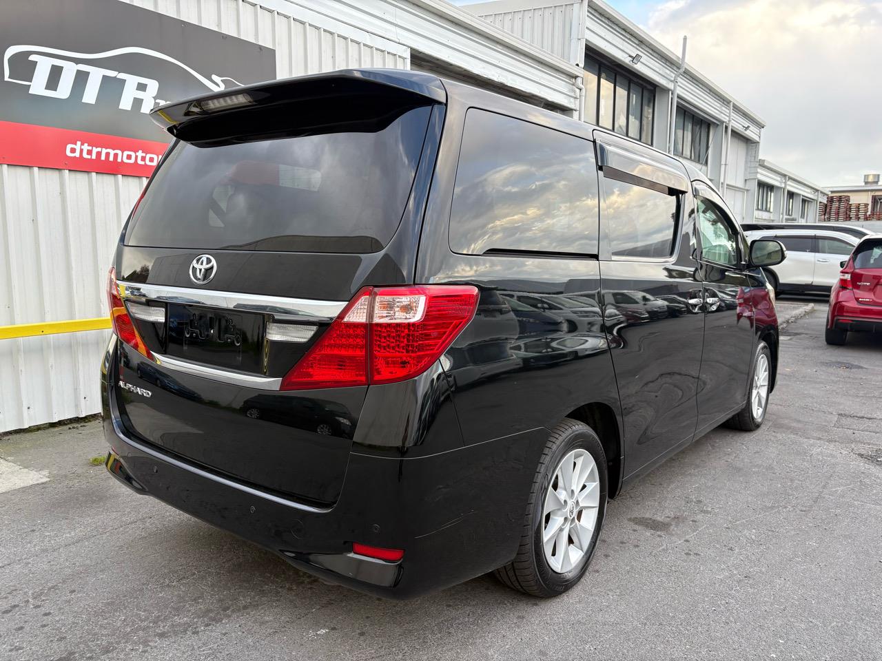 2012 Toyota Alphard 7 Seaters with Reversing Camera, Parking Sensors ! Carousel 15
