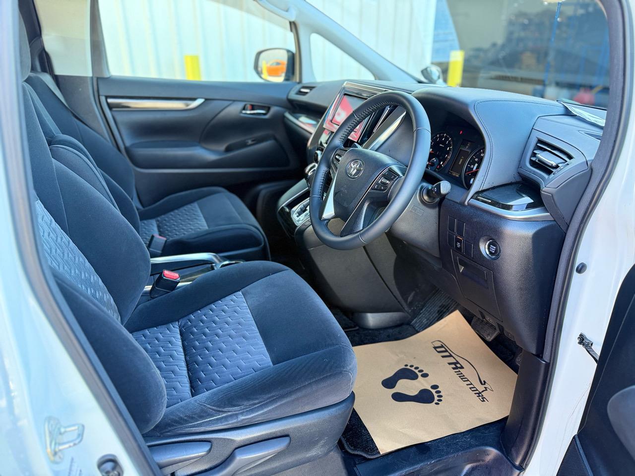 2015 Toyota VELLFIRE 2.5Z Carousel 4