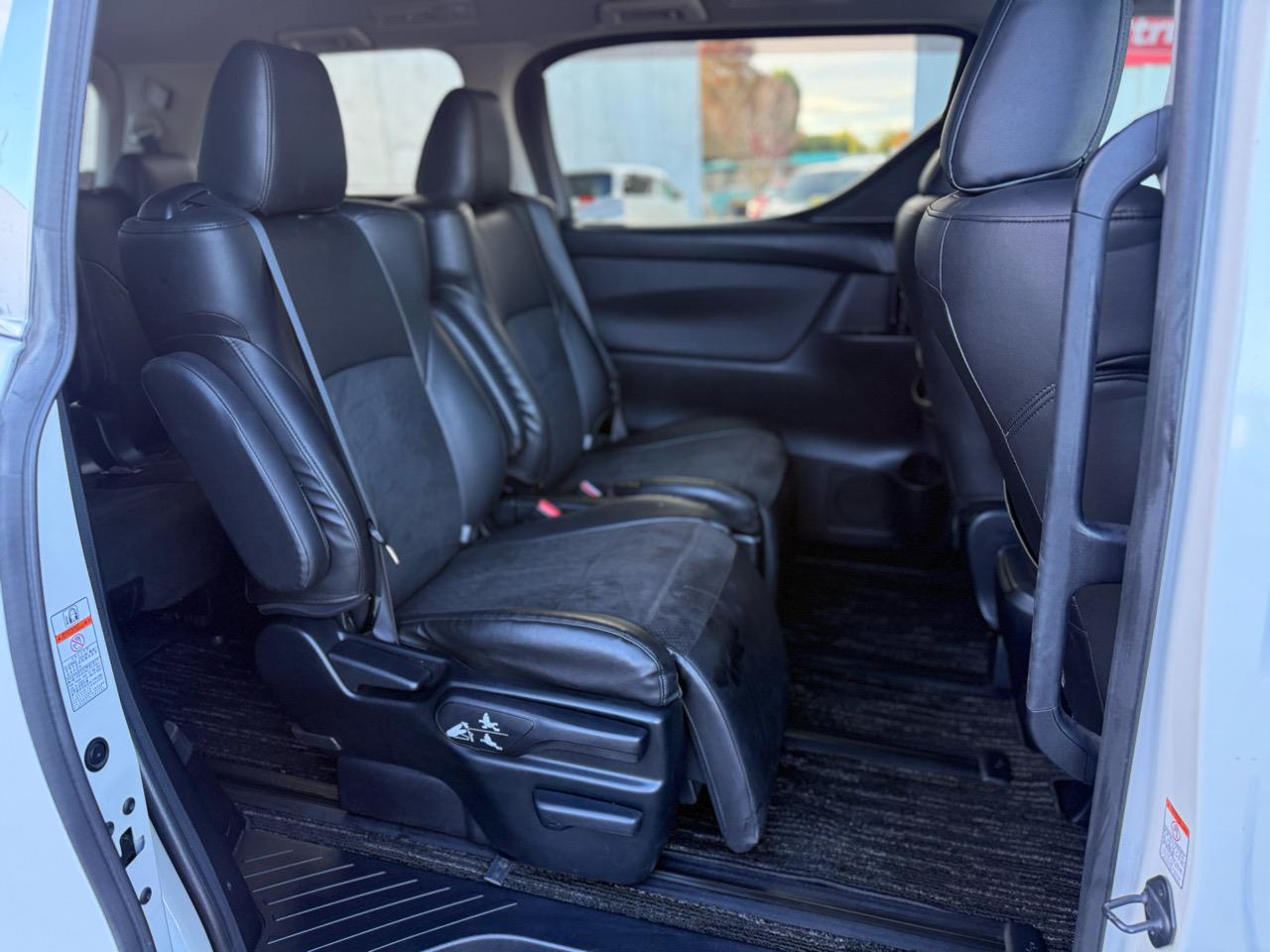 2015 Toyota VELLFIRE 2.5Z A EDITION Carousel 5