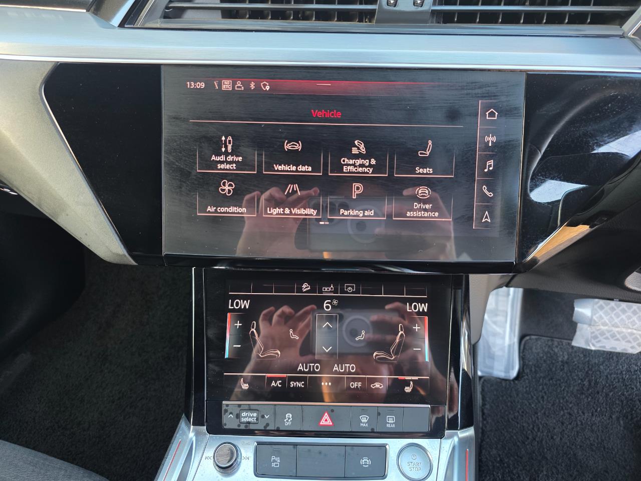 2021 Audi e-tron 55 QUATTRO S LINE 4WD Carousel 12