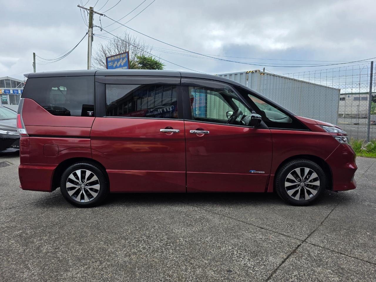 2017 Nissan Serena 5D HIGHWAY STAR S-HYBRID Carousel 11