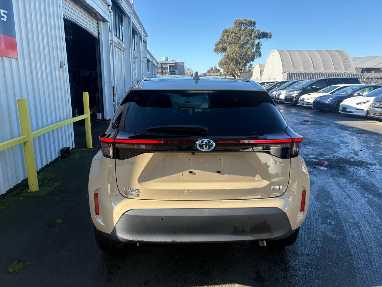 2021 Toyota YARIS CROSS HYBRID G Carousel 13