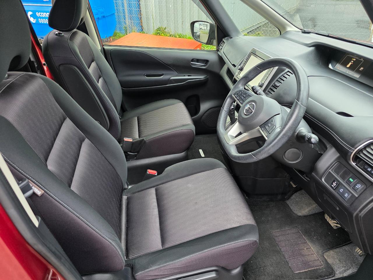 2017 Nissan Serena 5D HIGHWAY STAR S-HYBRID Carousel 2