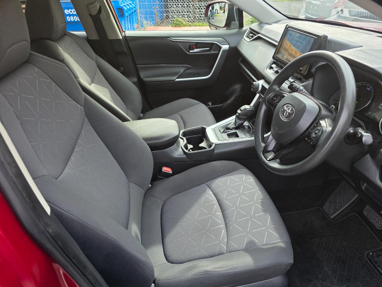 2019 Toyota RAV4 Hybrid X with Reversing Camera, Parking Sensors, Cruise Control ! Carousel 2