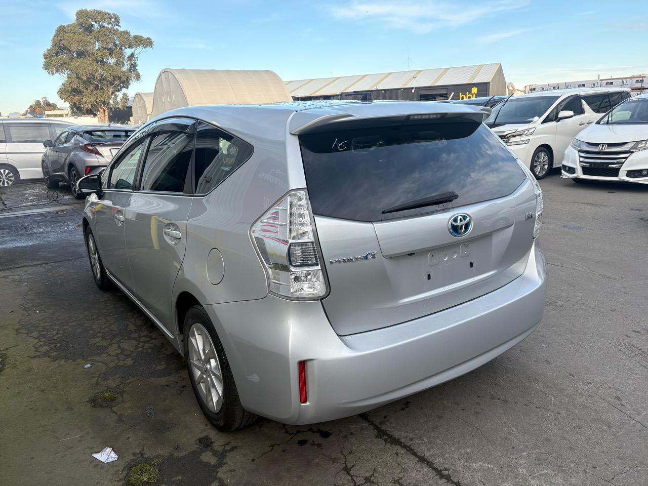 2013 Toyota Prius ALPHA G 7SEAT Carousel 10