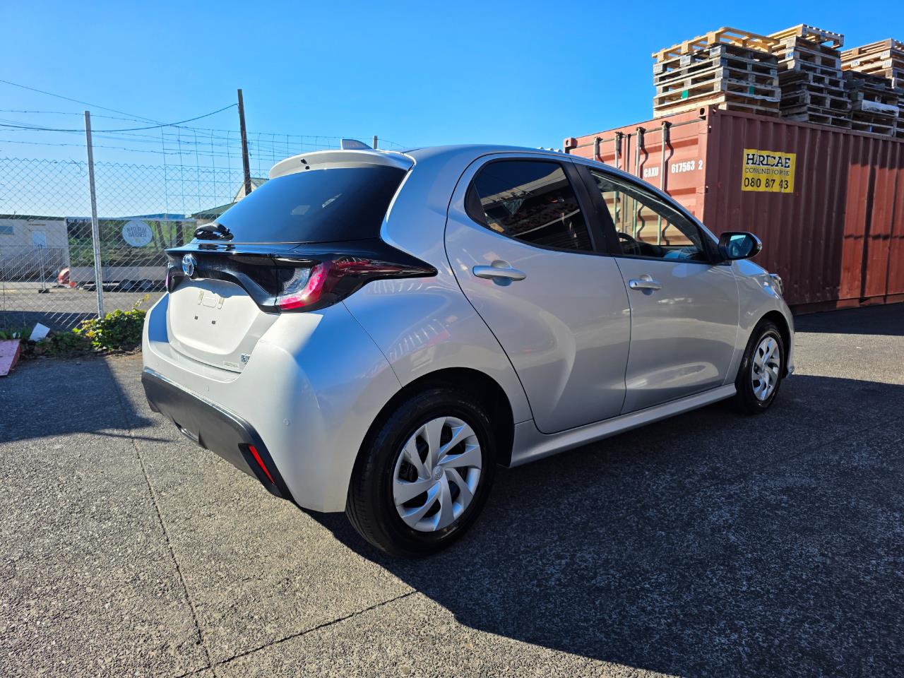 2021 Toyota Yaris Hybrid X with Reversing Camera, Parking Sensors, Cruise Control ! Carousel 14