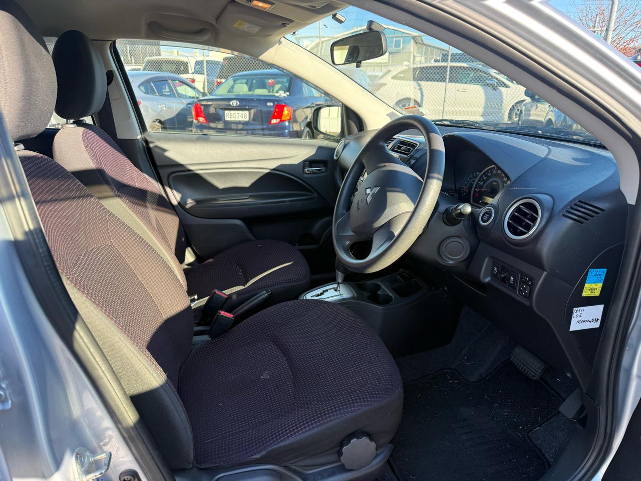 2015 Mitsubishi Mirage Low kms Carousel 4