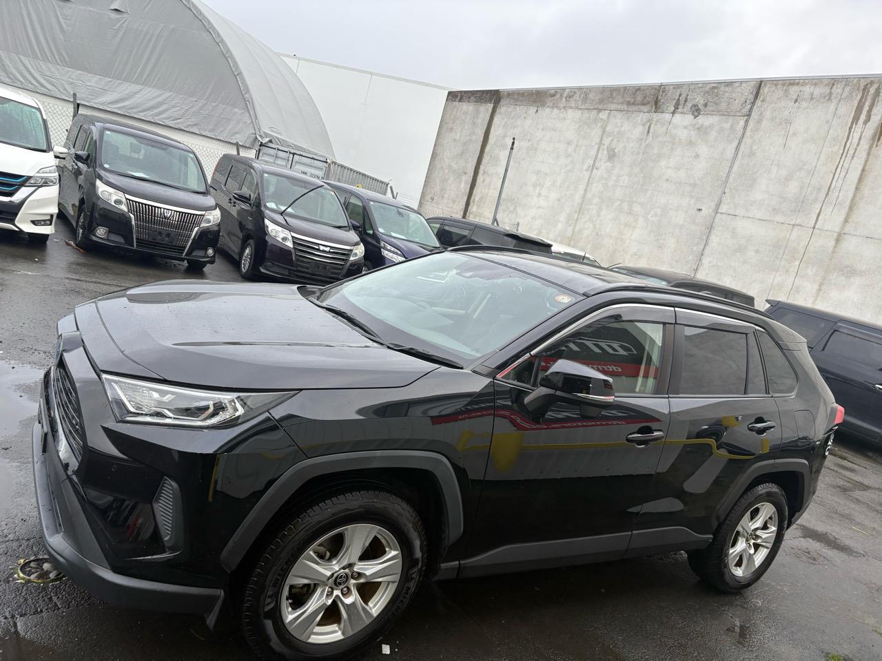 2020 Toyota RAV4 HYBRID X Carousel 10