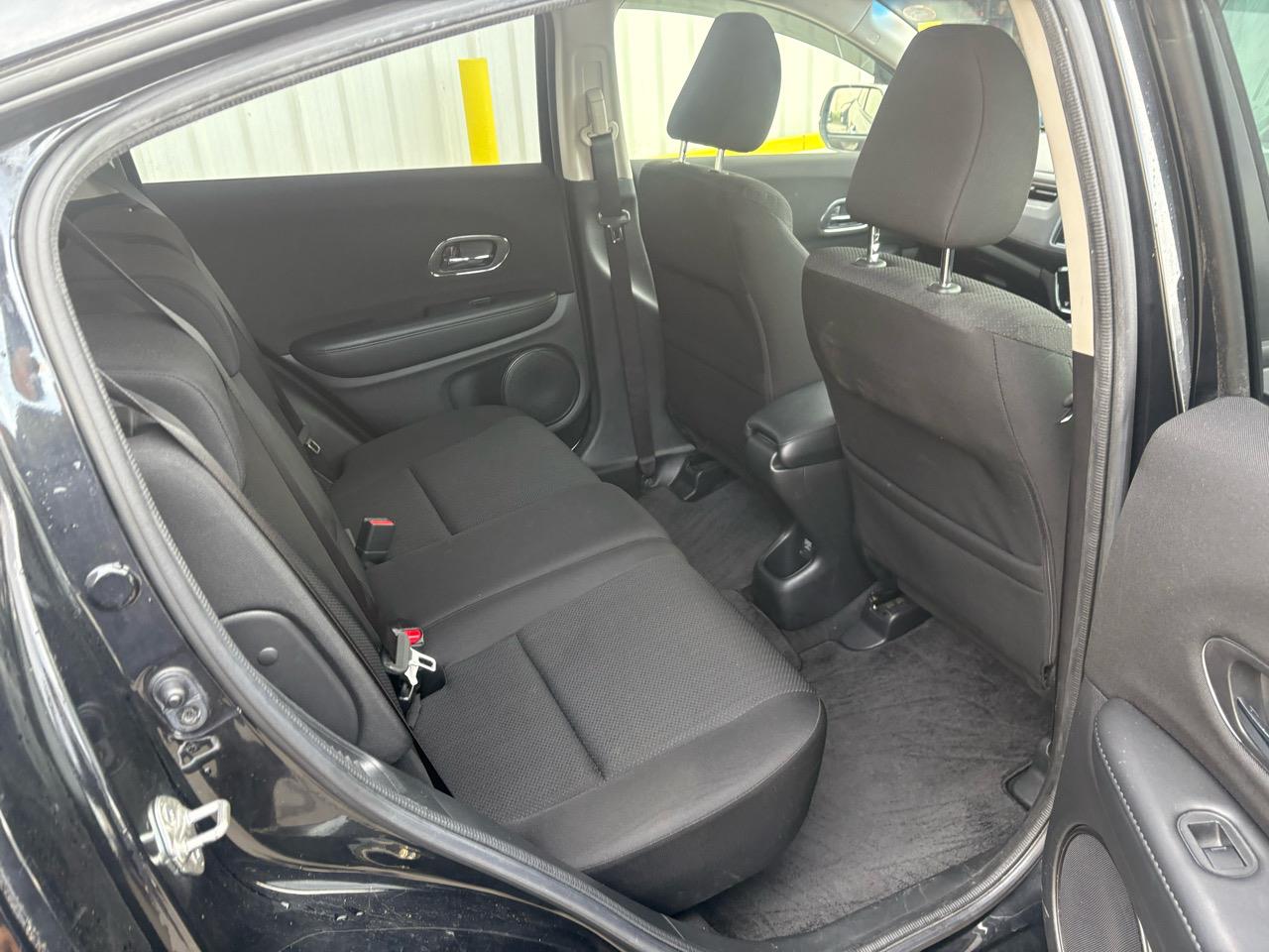 2015 Honda Vezel HYBRID X Carousel 1