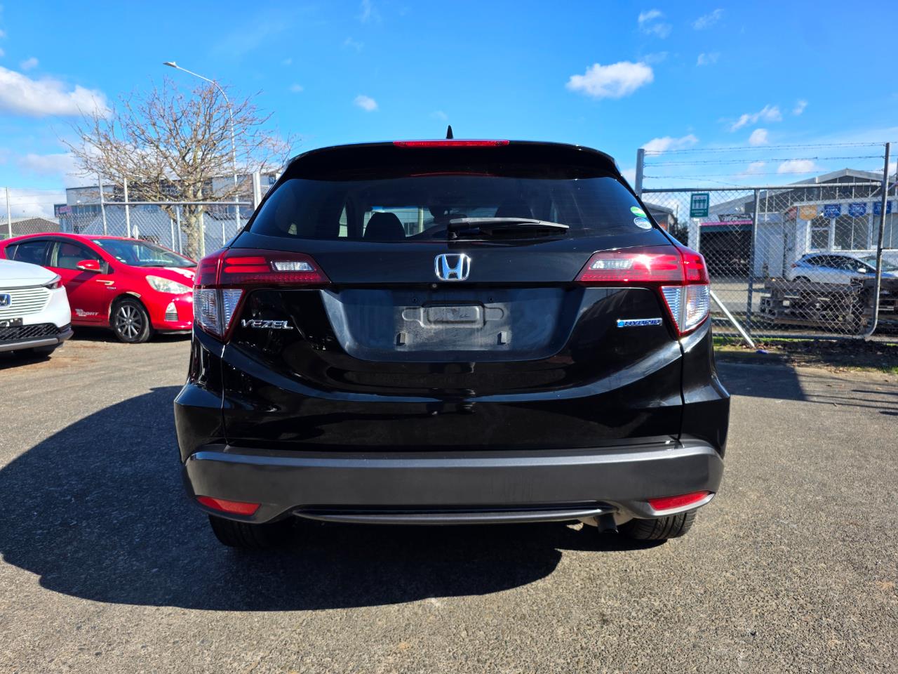 2014 Honda Vezel Hybrid X with Reversing Camera, Cruise Control ! Carousel 12