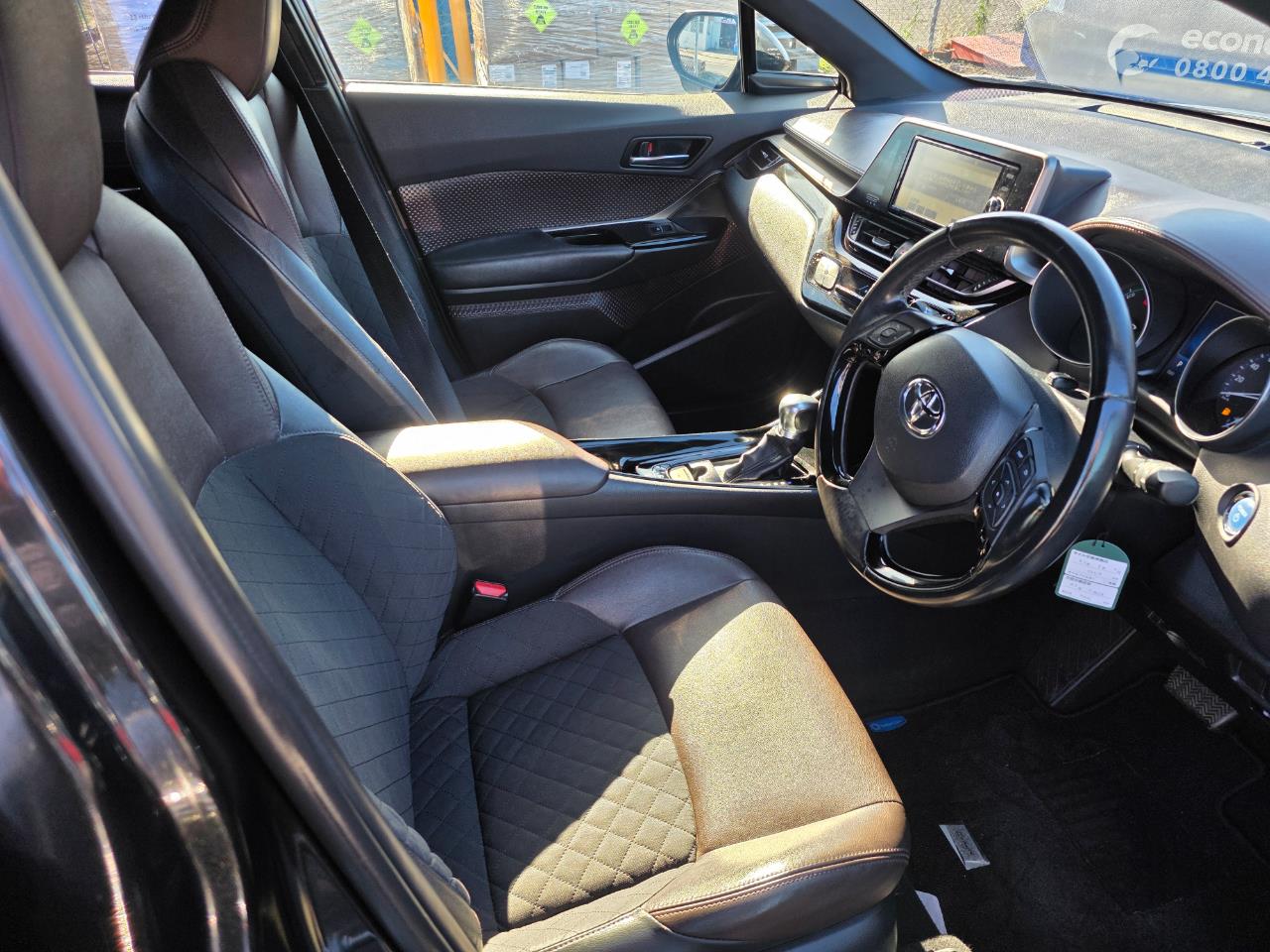 2017 Toyota C-HR G Model Reversing Camera, Parking Sensors, Cruise Control ! Carousel 6