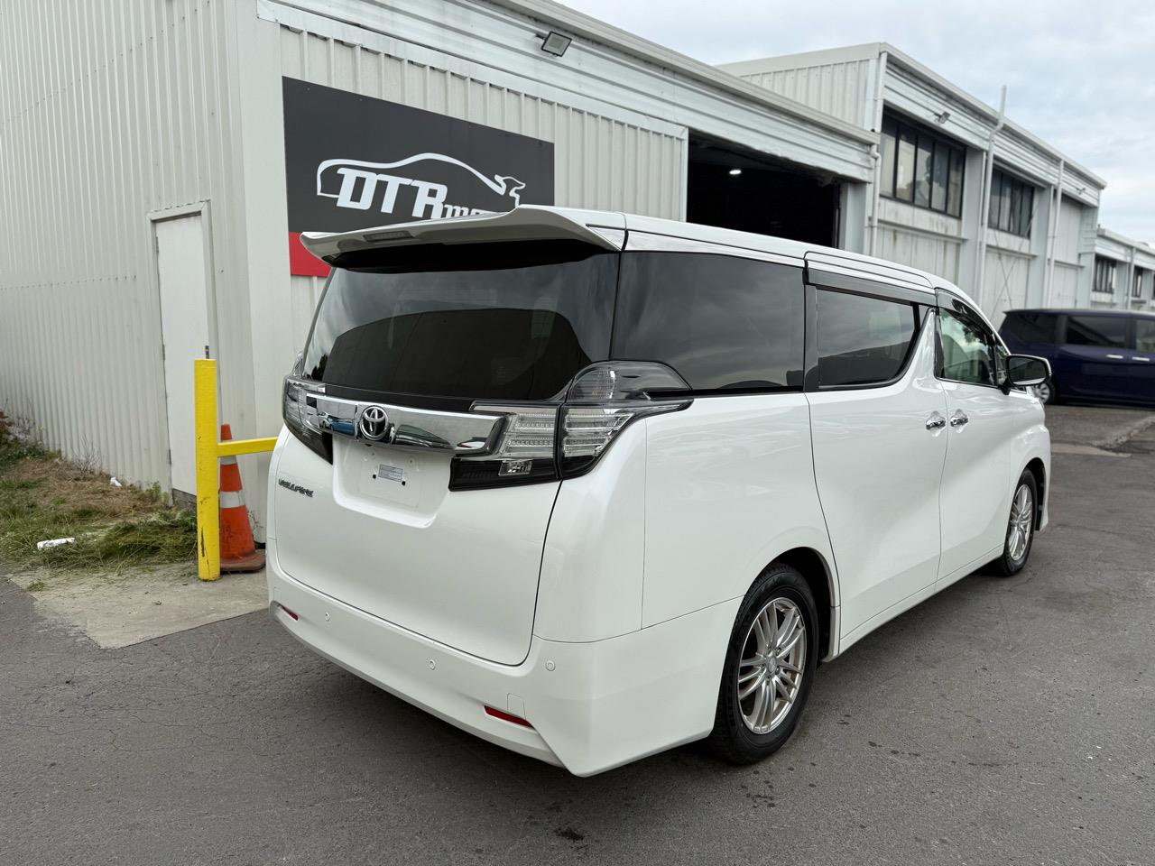 2016 Toyota VELLFIRE 2.5V Carousel 12