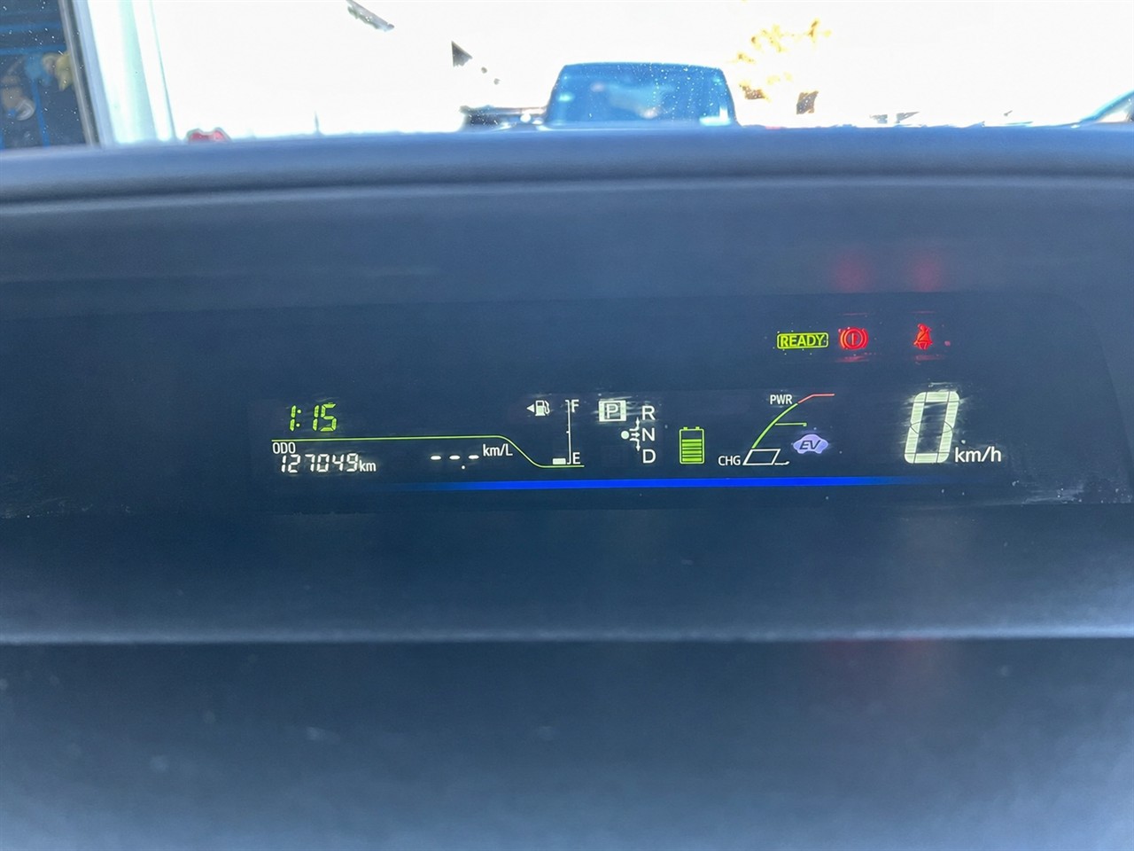 2012 Toyota Prius ALPHA S Carousel 16