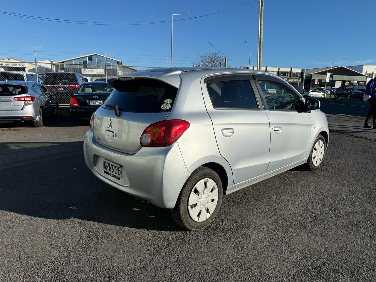 2015 Mitsubishi Mirage Low kms Carousel 12