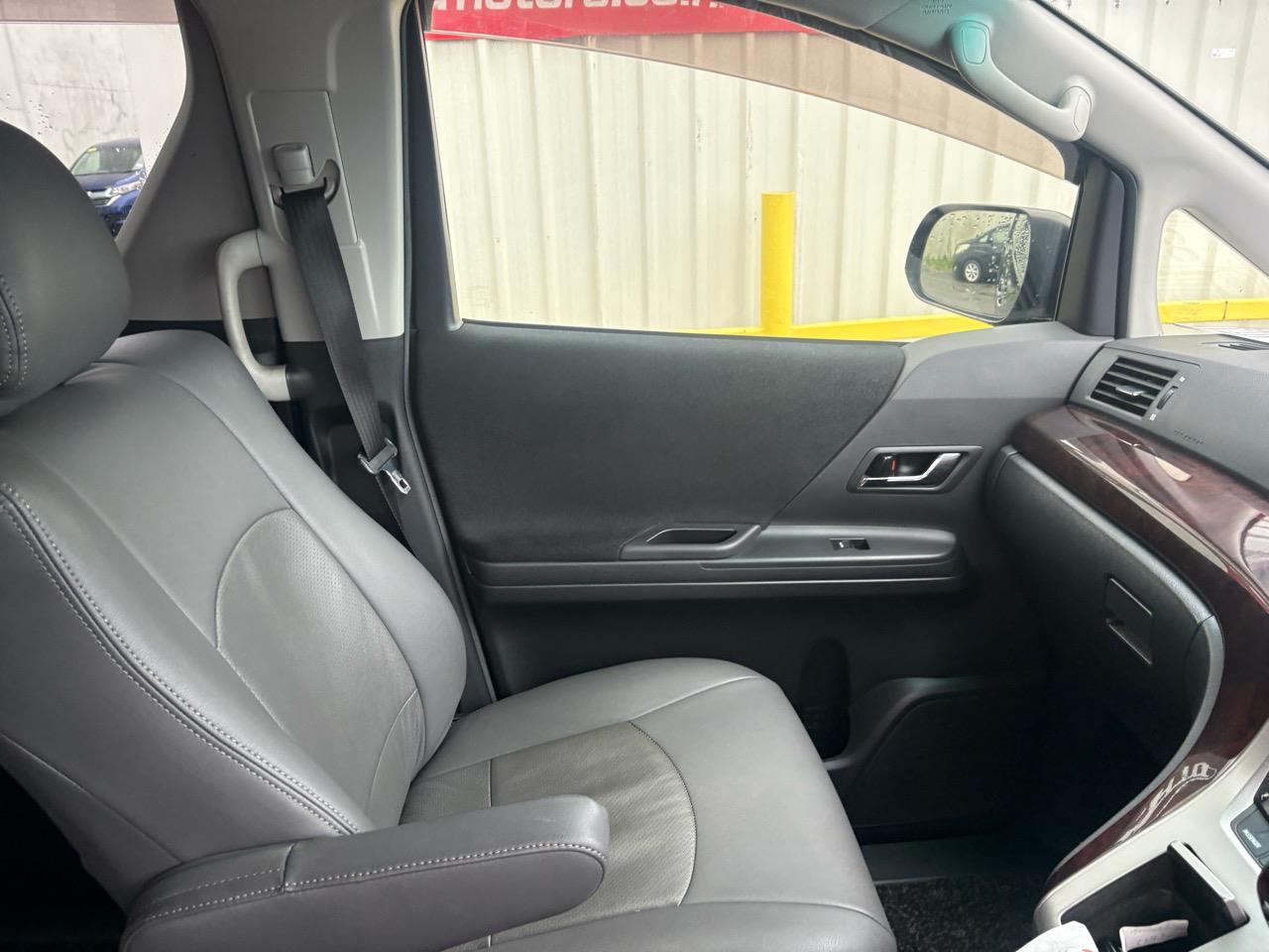 2013 Toyota VELLFIRE 2.4Z Carousel 5