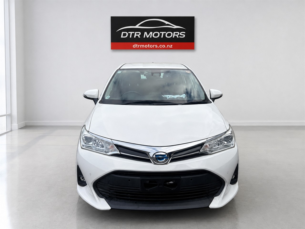 2018 Toyota Corolla Fielder hybird Carousel 10