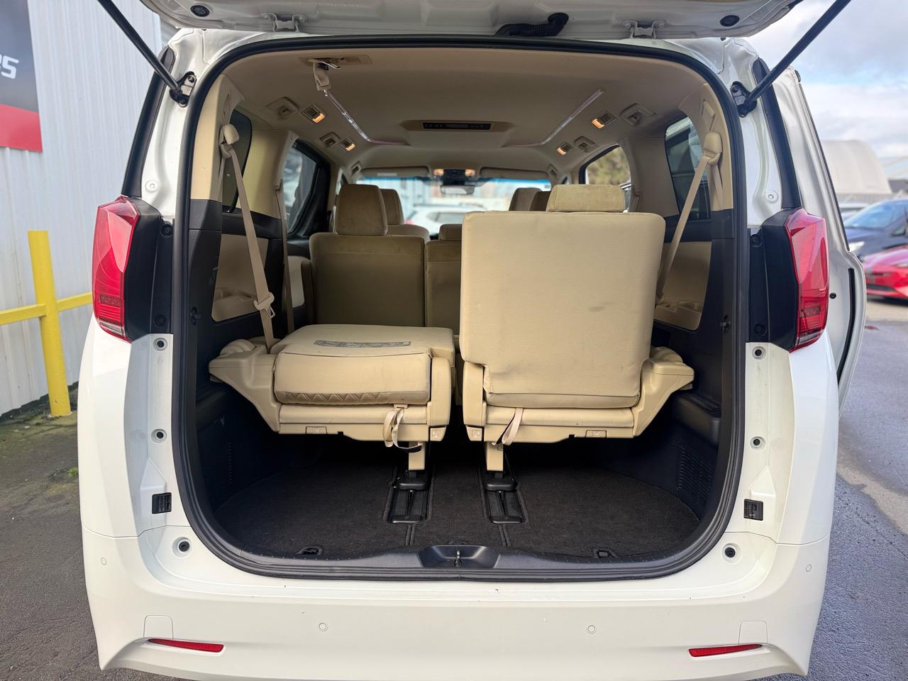 2023 Toyota ALPHARD 2.5X 4WD Carousel 6