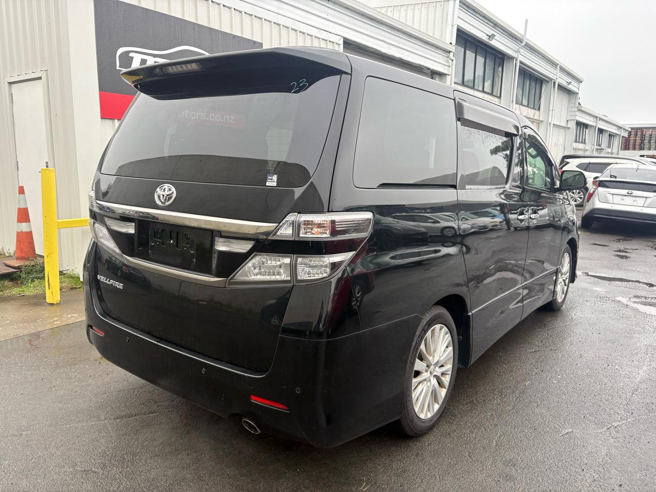 2013 Toyota VELLFIRE 2.4Z Carousel 16