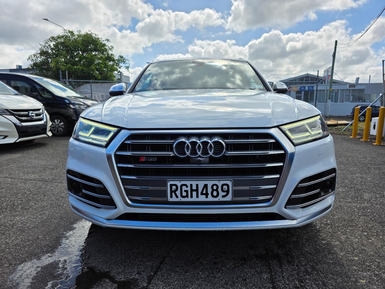 2018 Audi SQ5 Reversing Camera, Parking Sensors, Cruise Control, Electric & Heated Seats ! Carousel 10