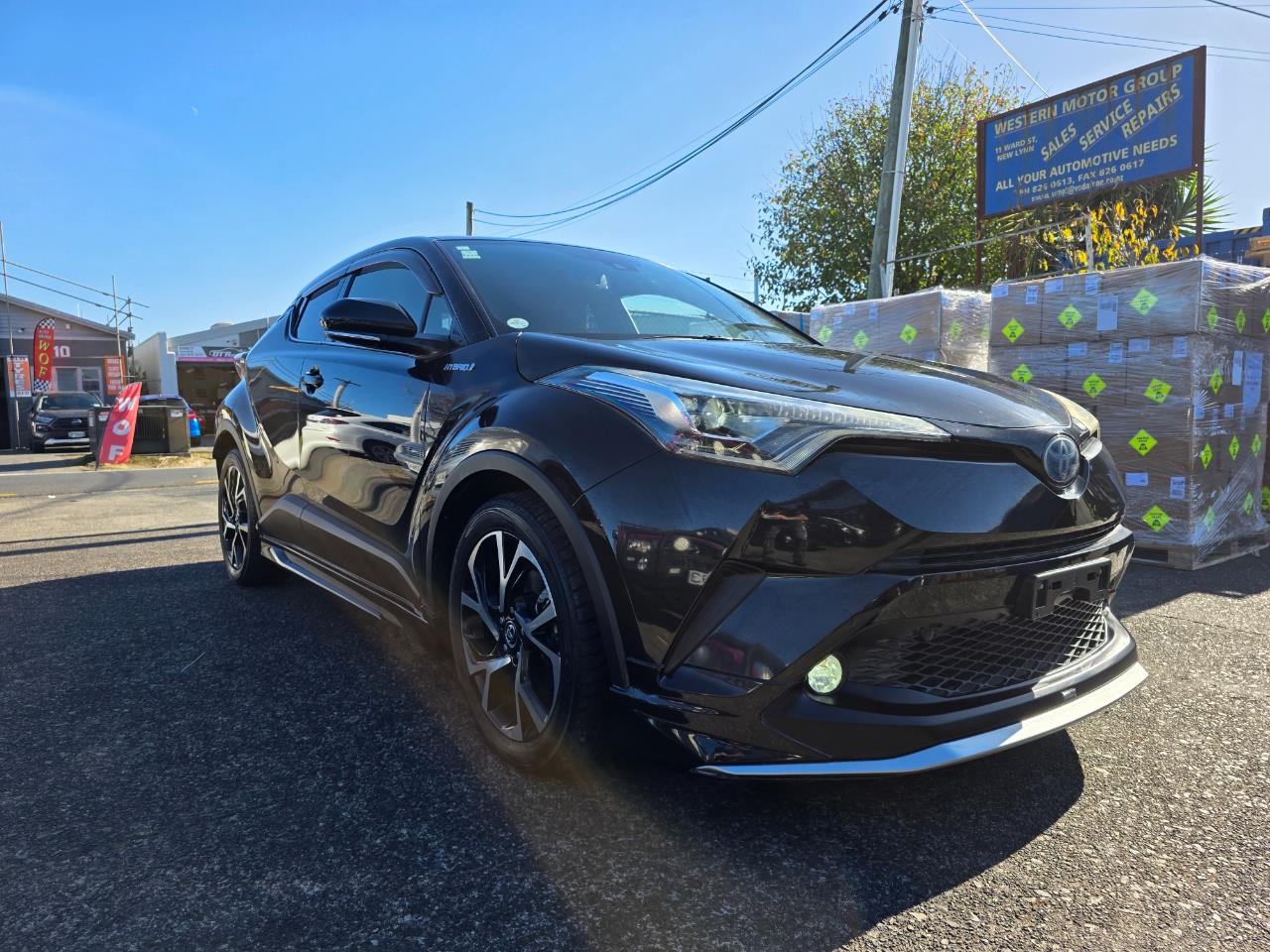 2017 Toyota C-HR G Model Reversing Camera, Parking Sensors, Cruise Control ! Carousel 9