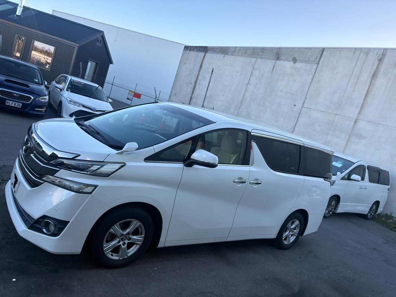 2015 Toyota VELLFIRE 2.5X Carousel 14