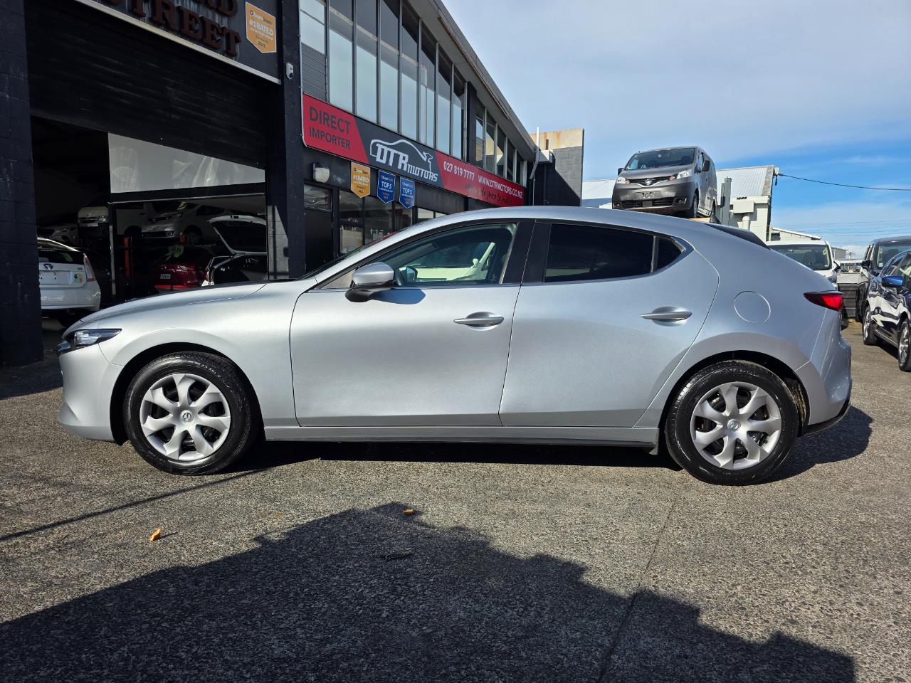 2022 Mazda 3 New Shape, Loads of features! Carousel 13