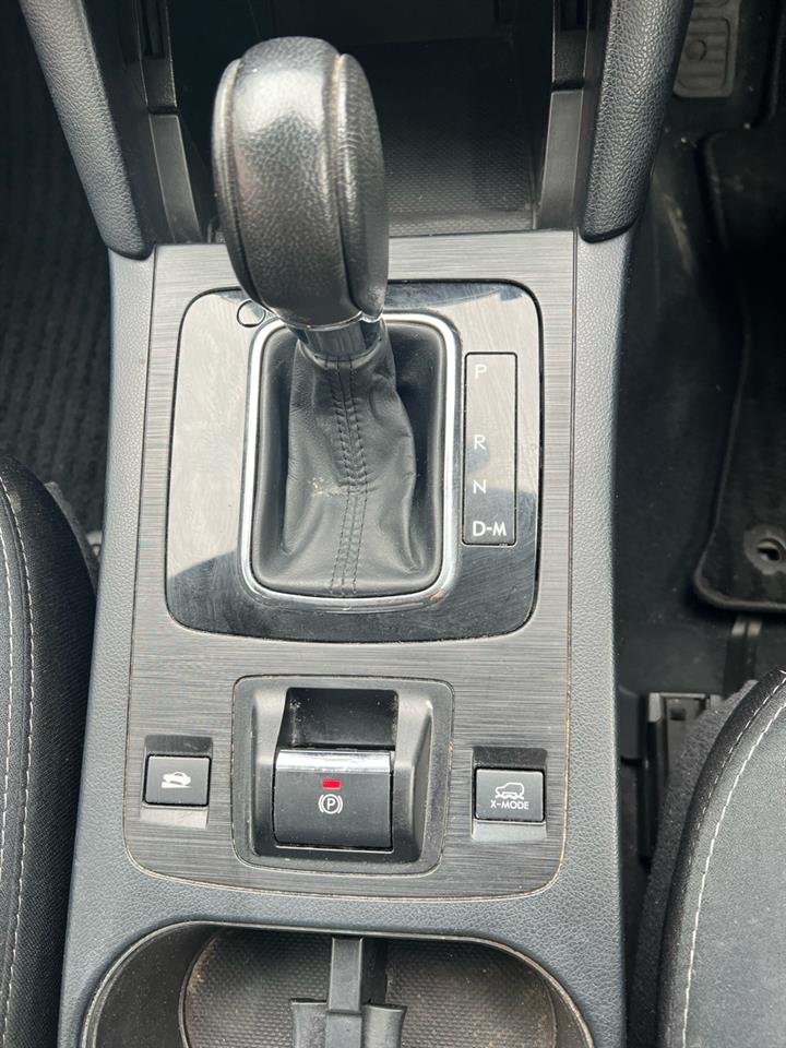 2015 Subaru Outback 4WD Carousel 2