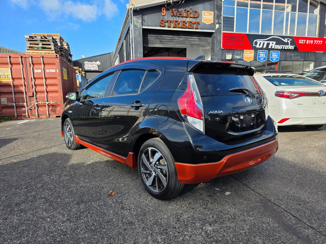 2016 Toyota Aqua X-Urban with Reversing Camera, Half Leather Seats !1 Carousel 14