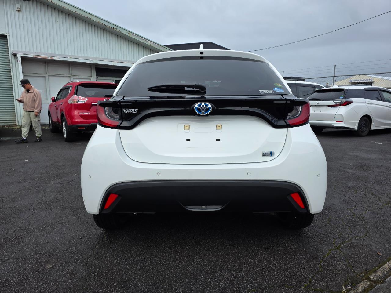 2021 Toyota Yaris Hybrid X with Reversing Camera, Parking Sensors, Cruise Control ! Carousel 12