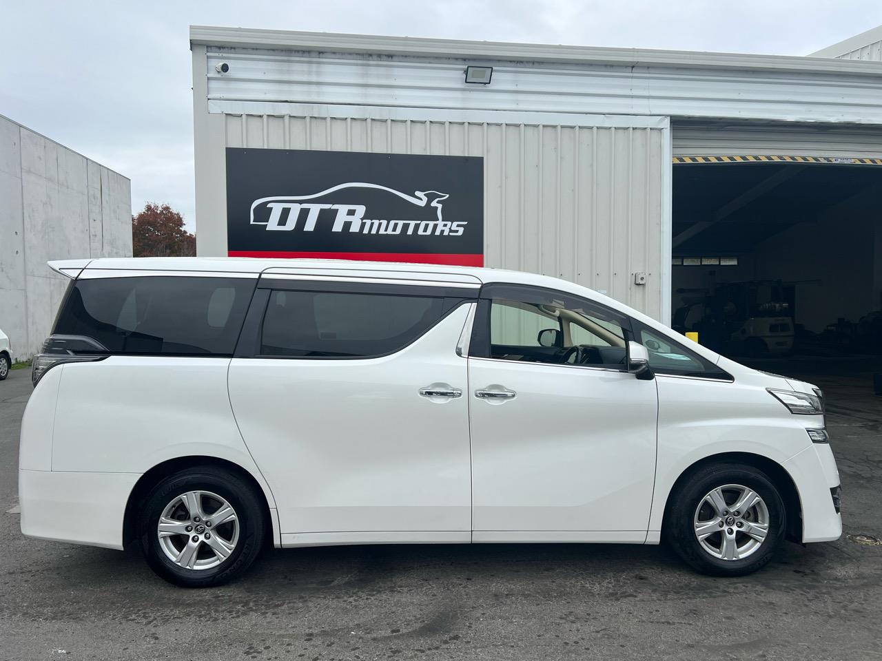 2016 Toyota VELLFIRE 2.5X Carousel 8