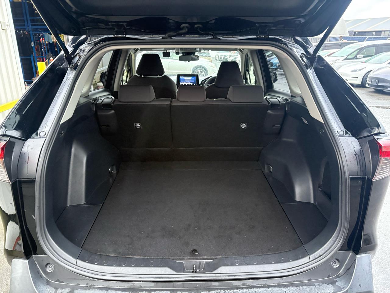2020 Toyota RAV4 HYBRID X Carousel 15