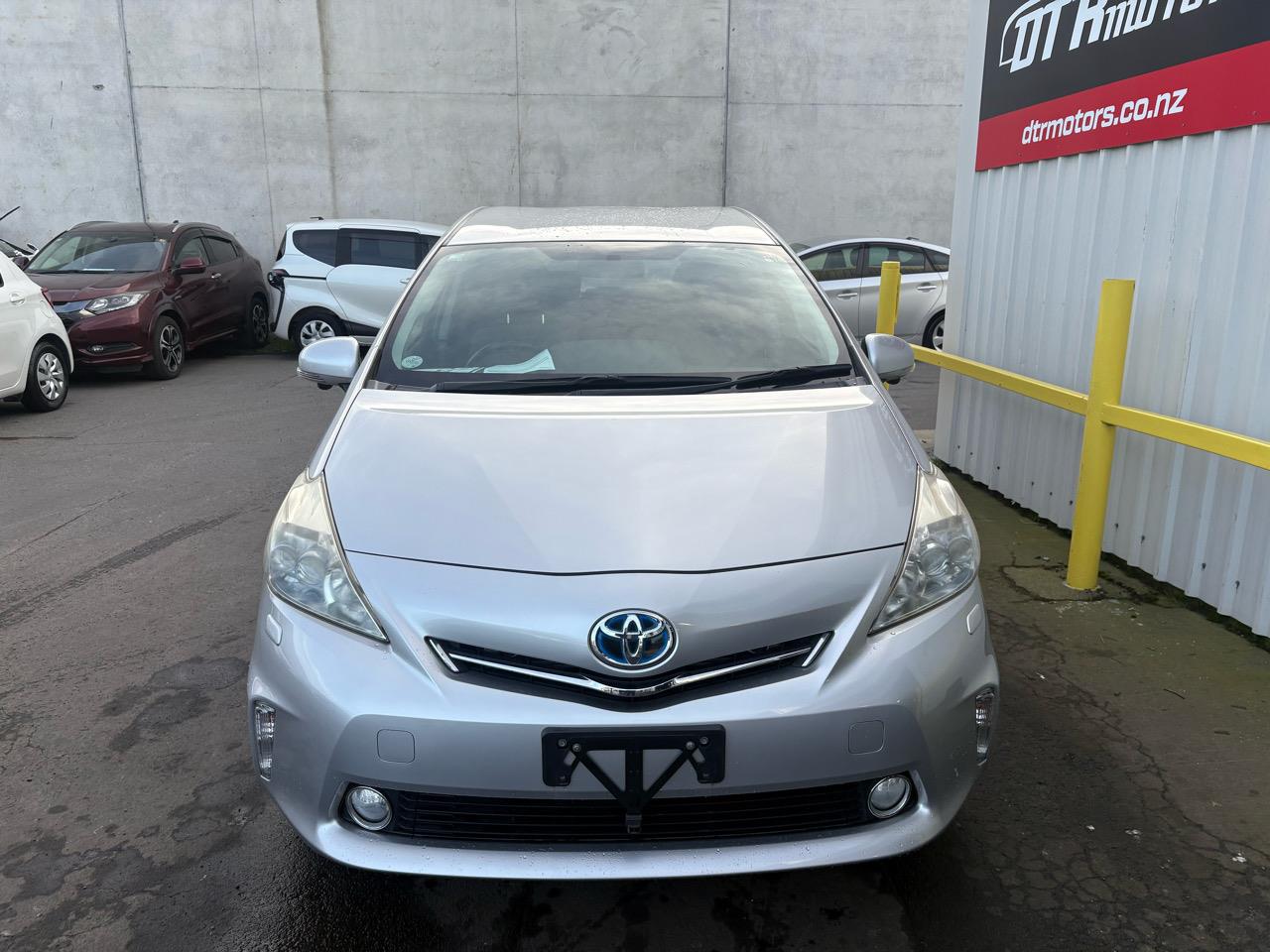 2013 Toyota Prius ALPHA G 7SEAT Carousel 8