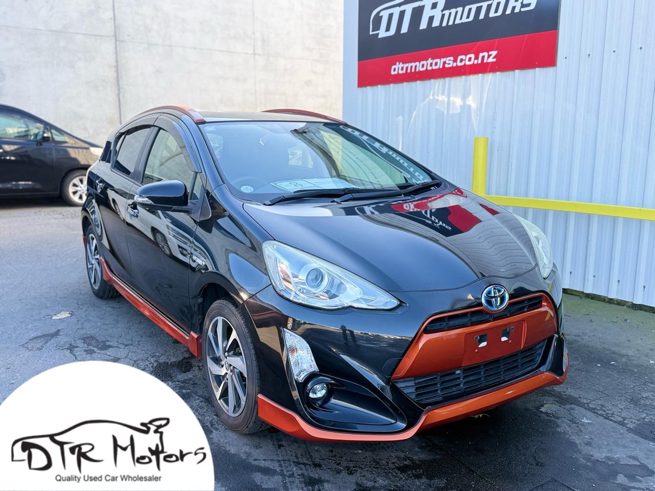 2016 Toyota Aqua X-Urban Special Price !