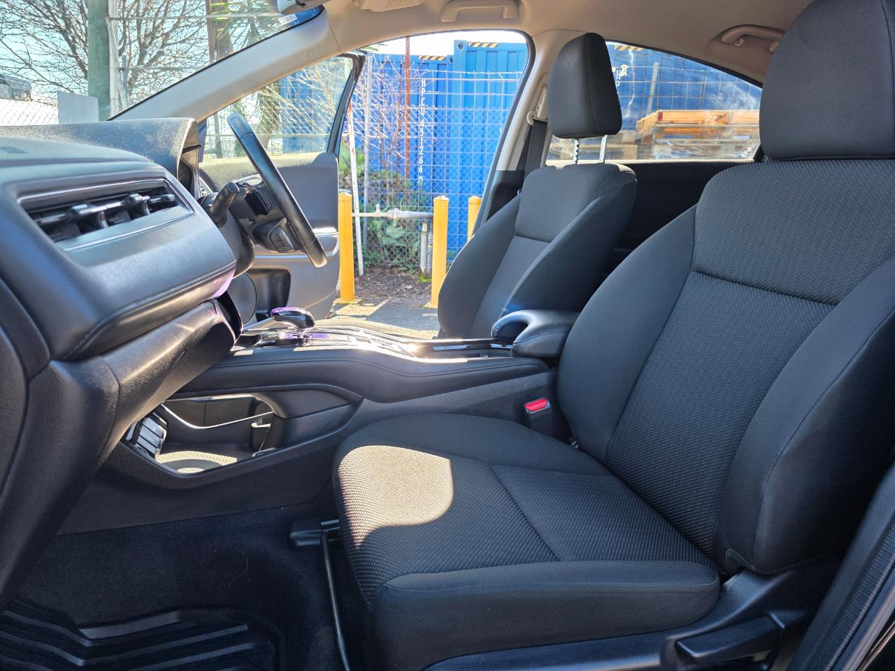 2014 Honda Vezel Hybrid X with Reversing Camera, Cruise Control ! Carousel 6