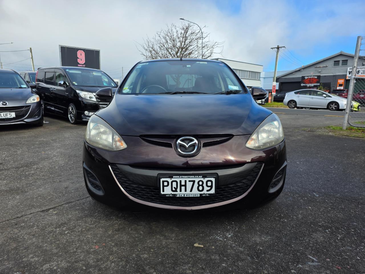 2012 Mazda Demio Special Price ! Carousel 11