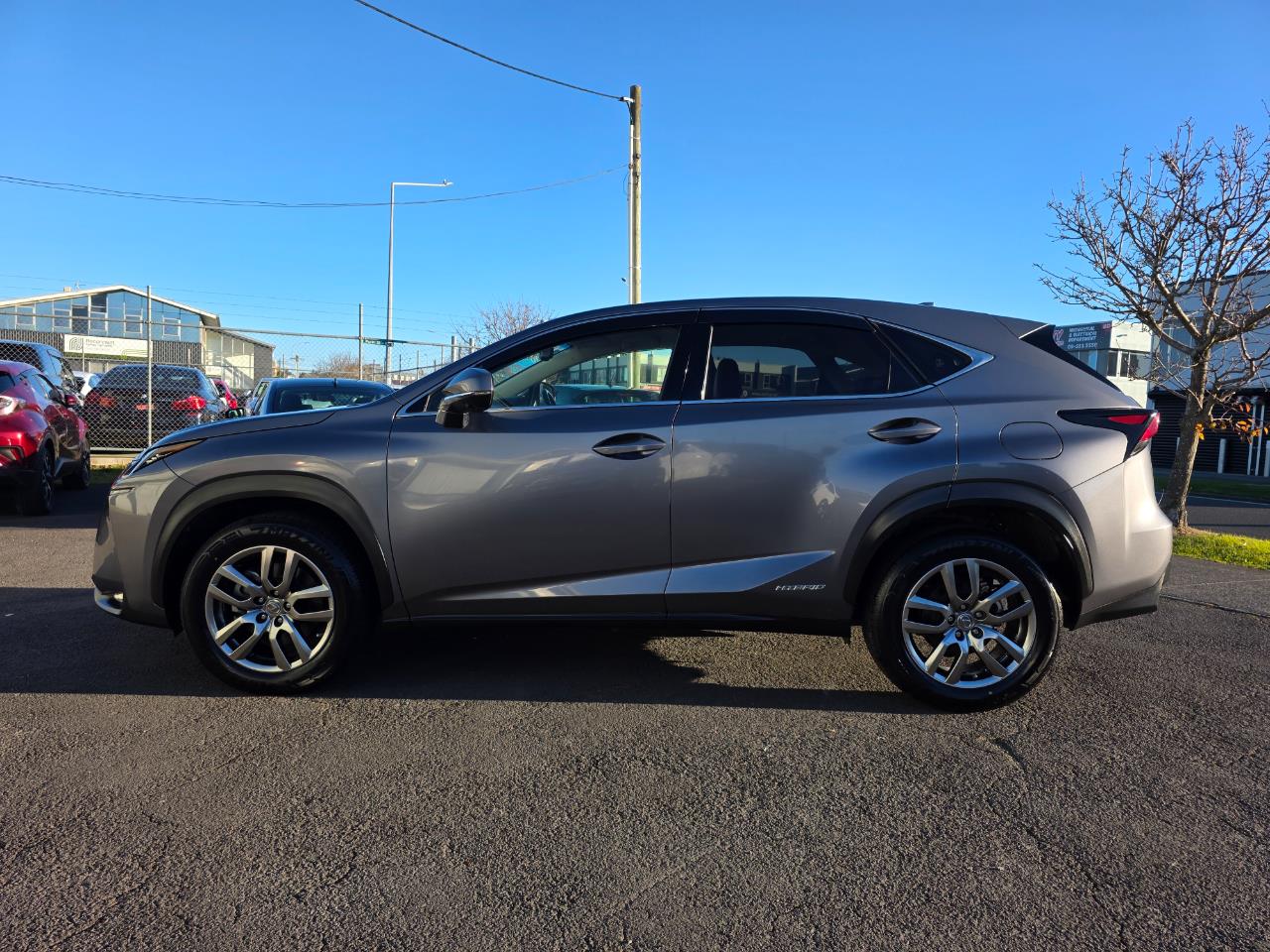 2015 Lexus NX 300H Hybrid 4WD with Load of Features ! Carousel 13