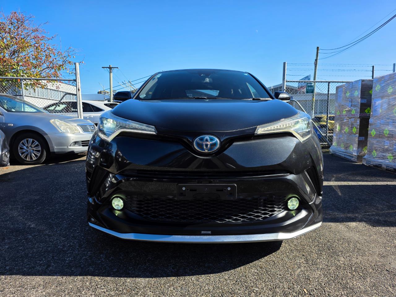 2017 Toyota C-HR G Model Reversing Camera, Parking Sensors, Cruise Control ! Carousel 8