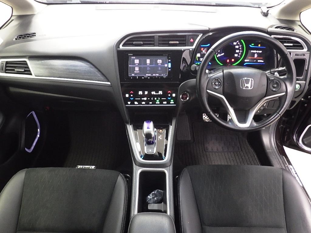2017 Honda Shuttle HYBRID Z Carousel 2