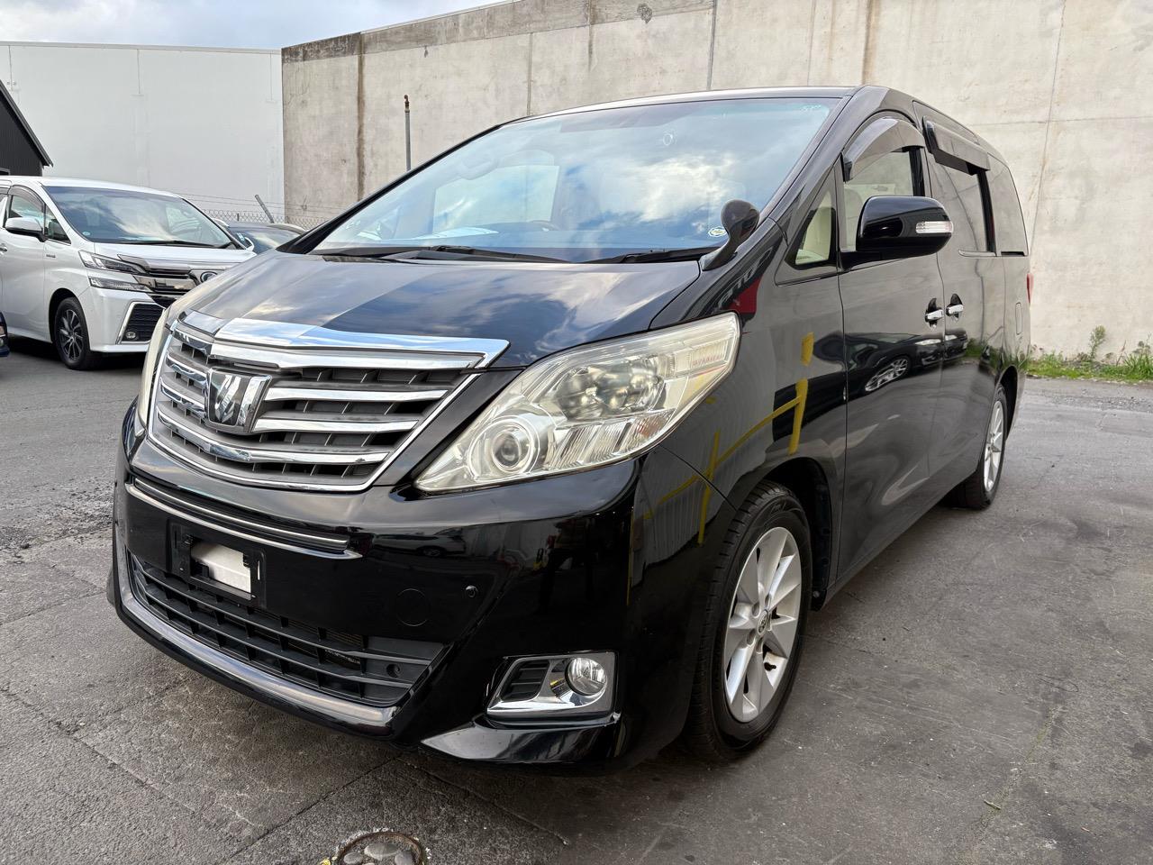 2012 Toyota Alphard 7 Seaters with Reversing Camera, Parking Sensors ! Carousel 11