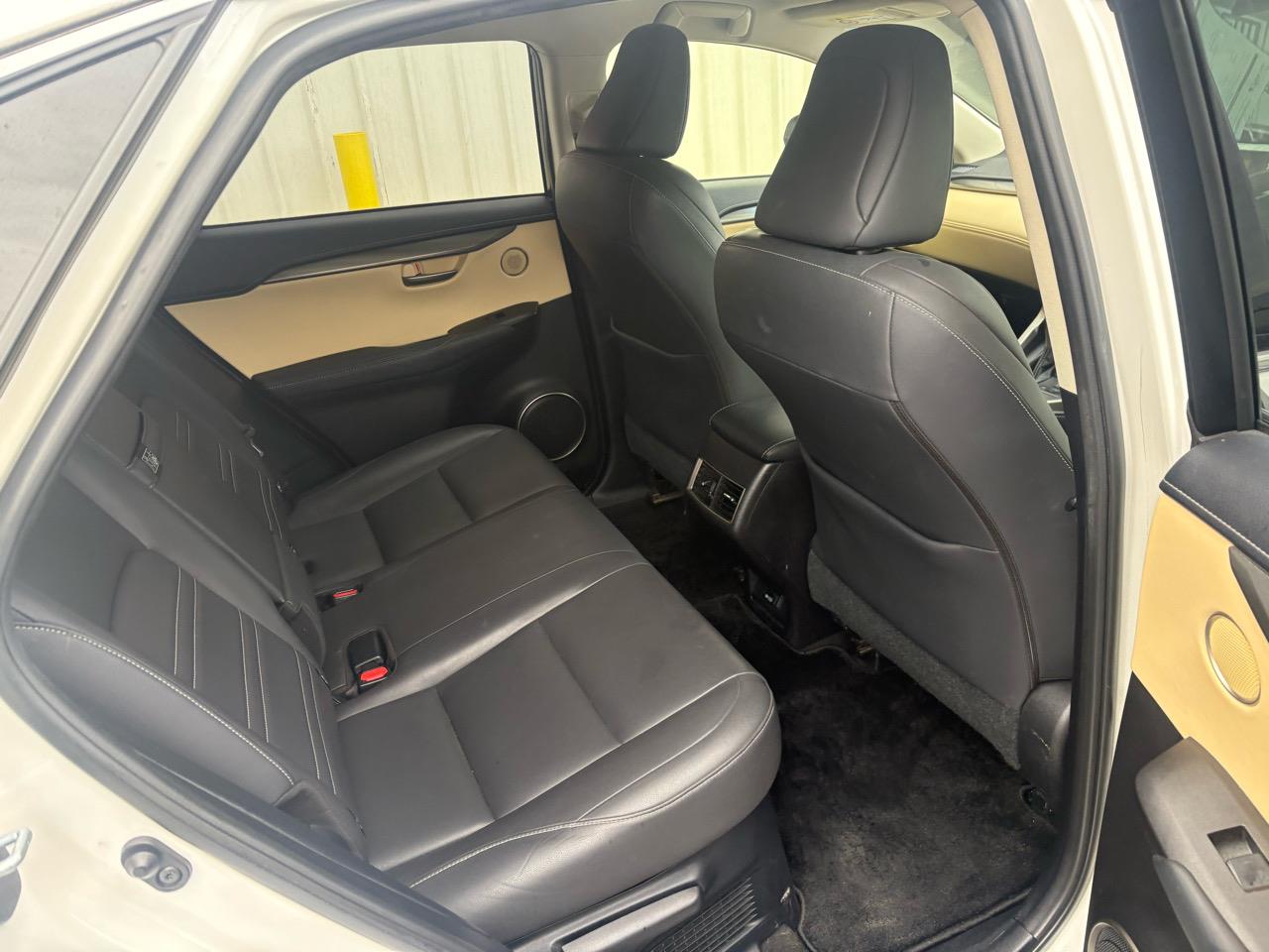 2015 Lexus NX 300H I PACKAGE Carousel 1