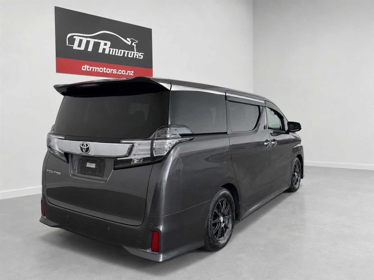 2017 Toyota VELLFIRE 2.5Z Carousel 14