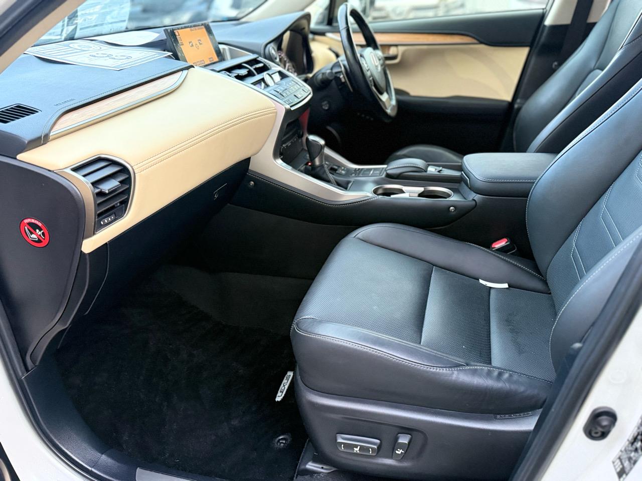2015 Lexus NX 300H Leather seat Carousel 5