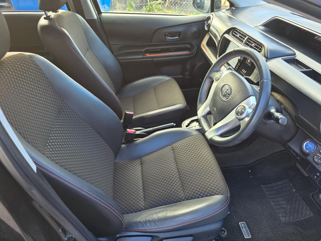 2016 Toyota Aqua X-Urban with Reversing Camera, Half Leather Seats !1 Carousel 4